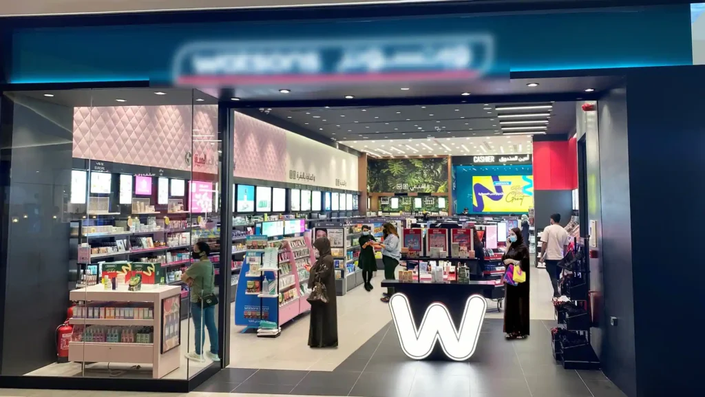 Illuminated Display Solutions for Chain Brand Commercial Spaces